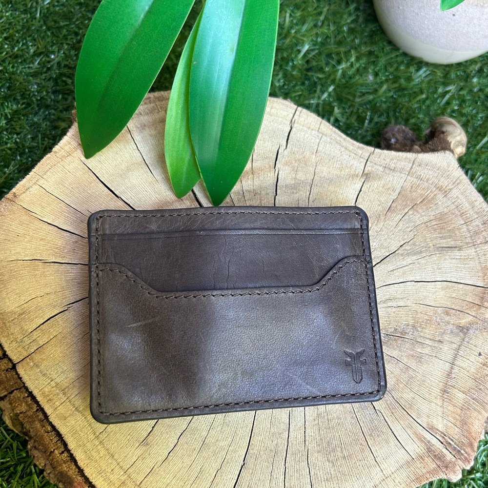 Frye
Logan Money Clip Card Case new 
$98 
Color Slate
Frye
$98.00